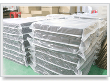 万豪娱乐官网触摸屏厂家包装流程①